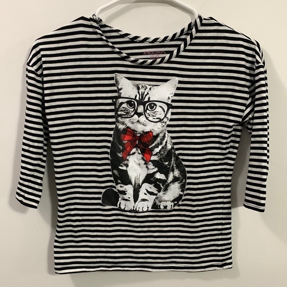 Xhiliration black & white striped top kitty with glasses! see measurements - Picture 1 of 4